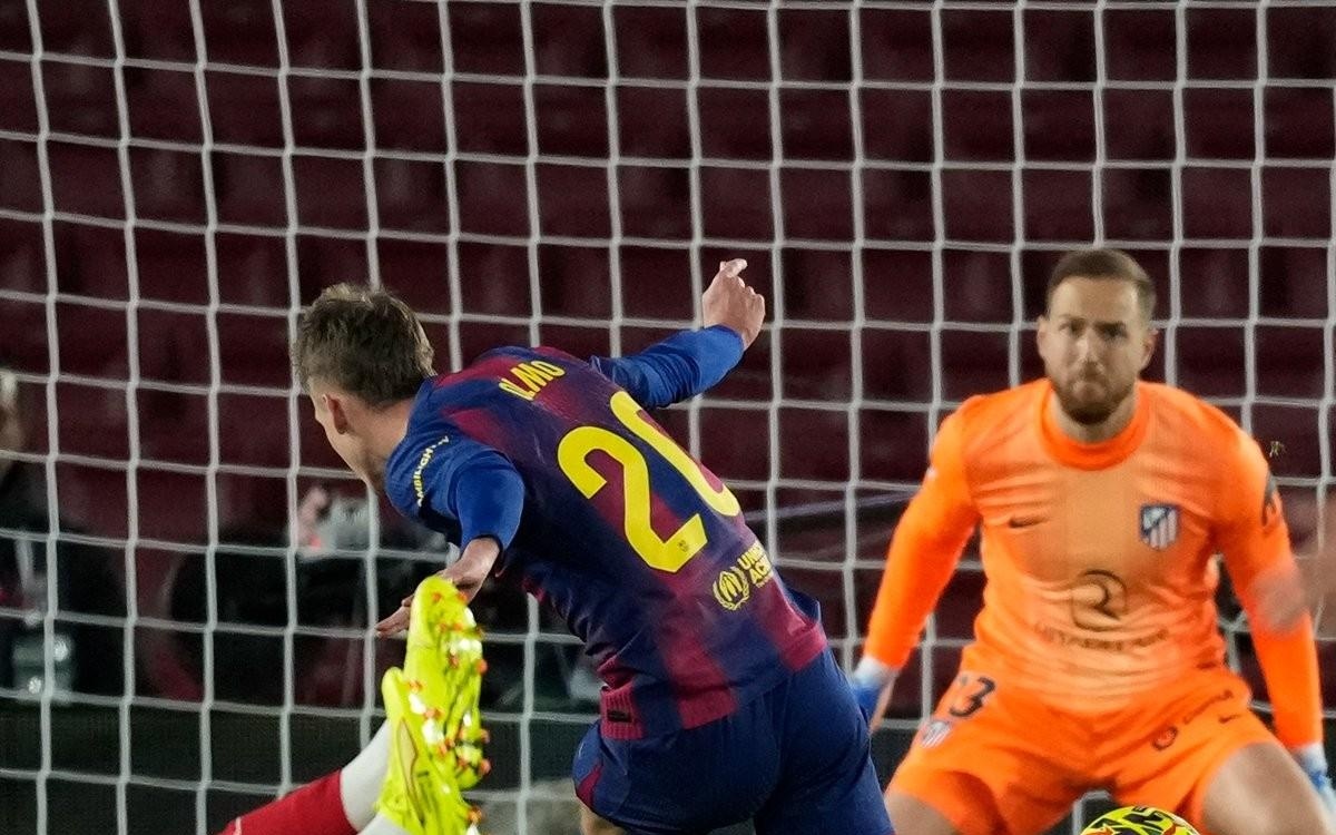 里夫斯说自己扣篮比东契奇多！后者回应：他不抢篮板也不防守