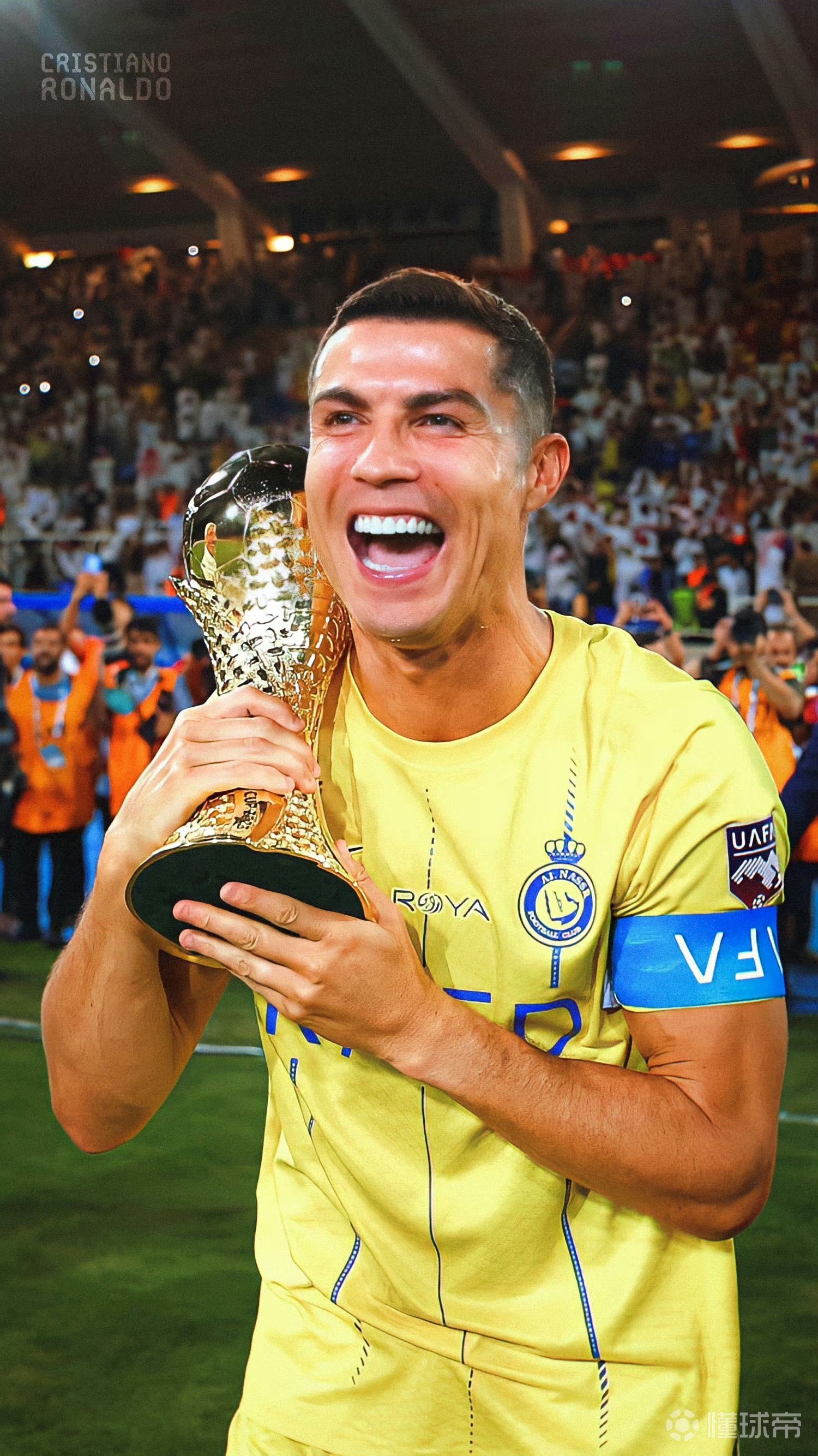 扬科维奇：我和邵佳一很早就认识，他兼具中欧足球特质